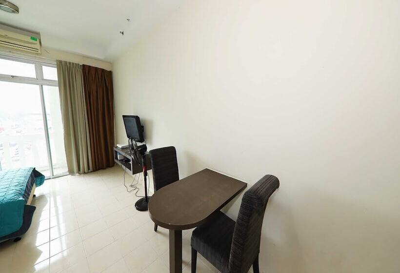 בית מלון כפרי Oyo 91006 Ktc Studio Apartment By My Gunung