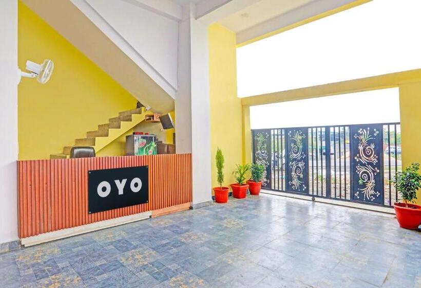 Hotell Oyo Manav