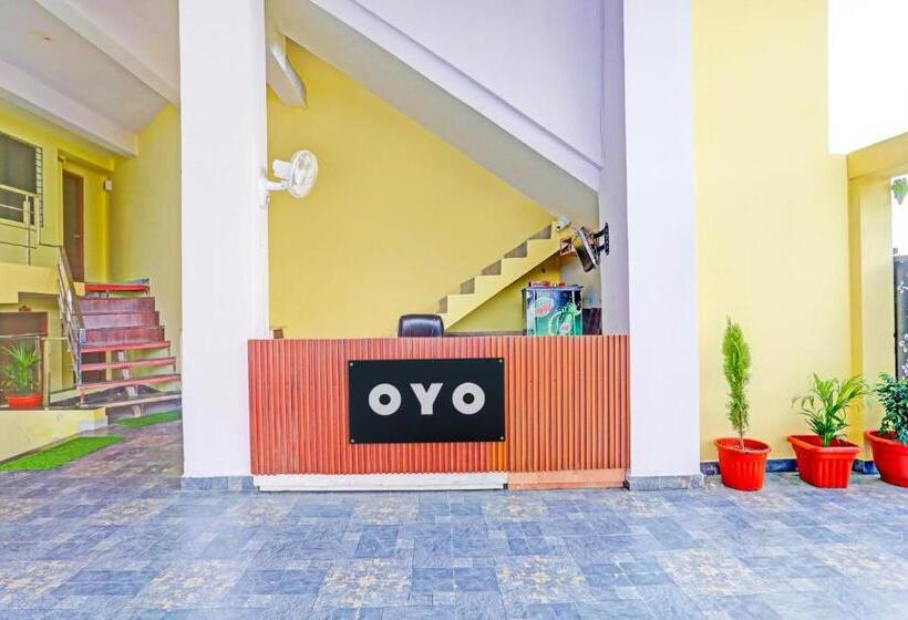 Hotell Oyo Manav