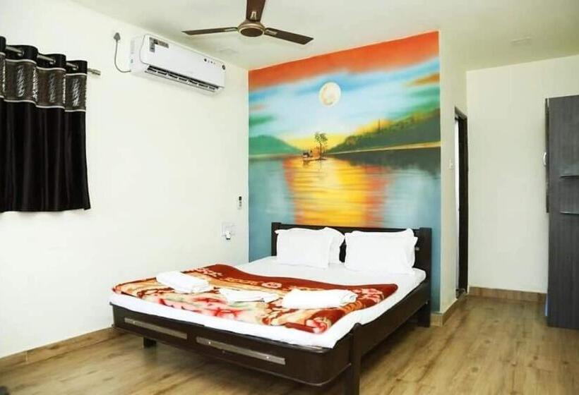 ホテル The Lake View Tadoba