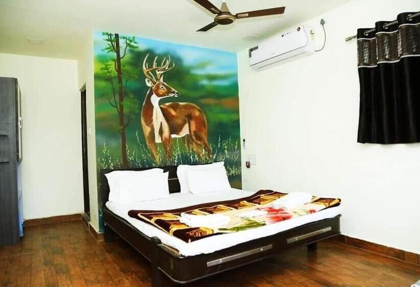 ホテル The Lake View Tadoba