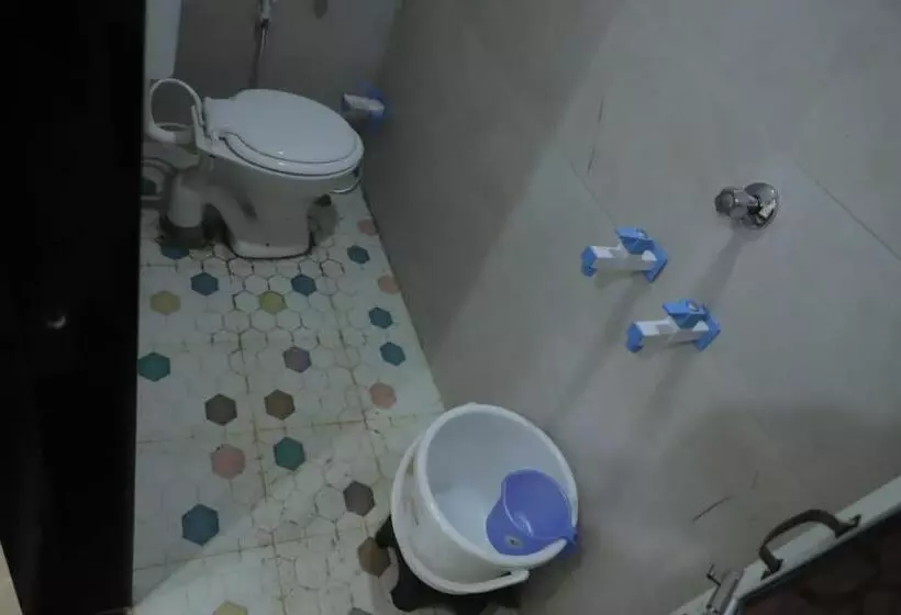 هتل Yuvan Palace