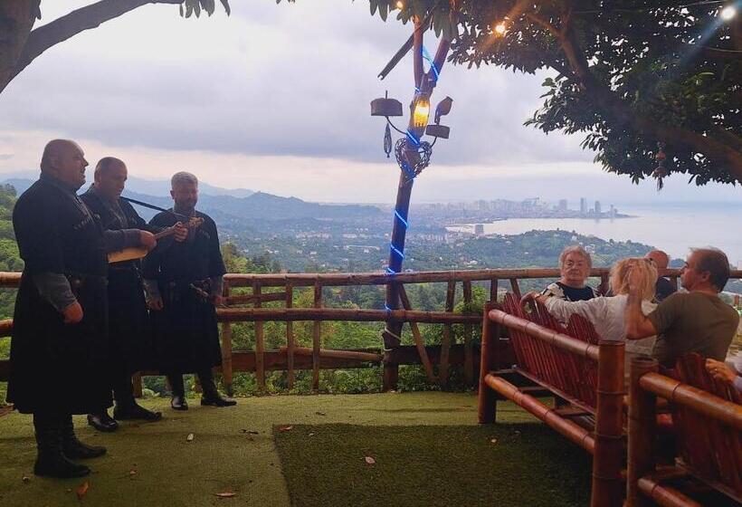 پانسیون Guest House In Makhinjauri