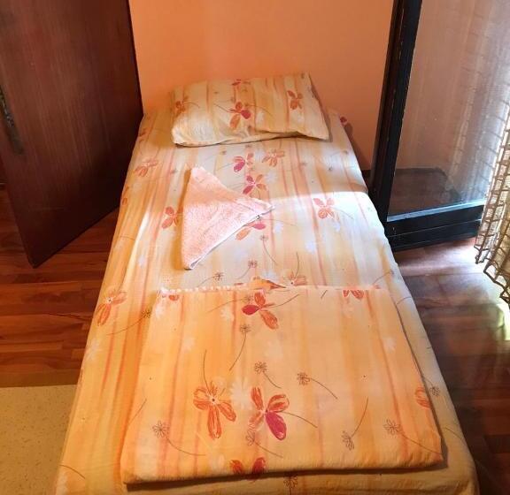 پانسیون Guesthouse Djuro