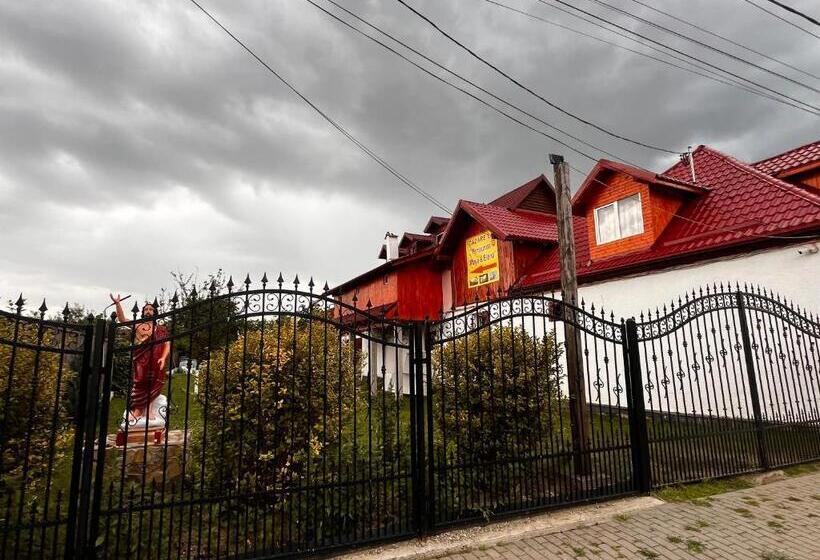 پانسیون Maya & Elena