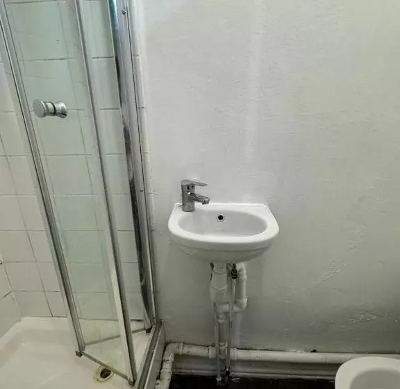 ペンション Nice Ensuite Near Cricket Ground