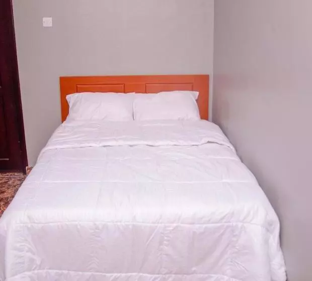 پانسیون Cosy Two Bed Room Apartment In Ikorodu