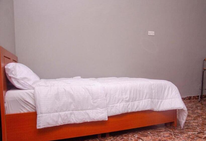 پانسیون Cosy Two Bed Room Apartment In Ikorodu