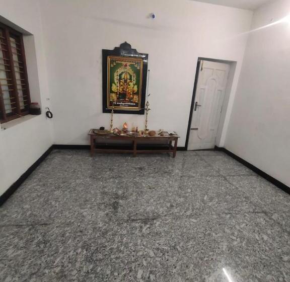 Pensjonat Sangeetha Ac Rooms And Hotels