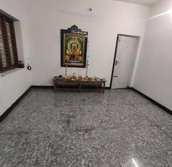 ペンション Sangeetha Ac Rooms And Hotels