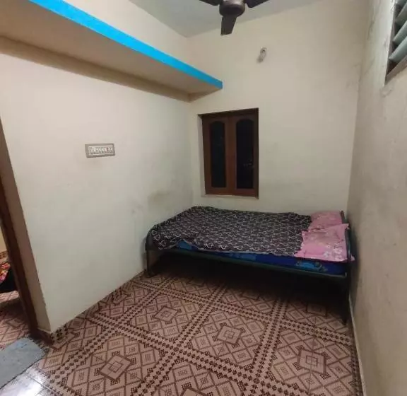ペンション Sangeetha Ac Rooms And Hotels