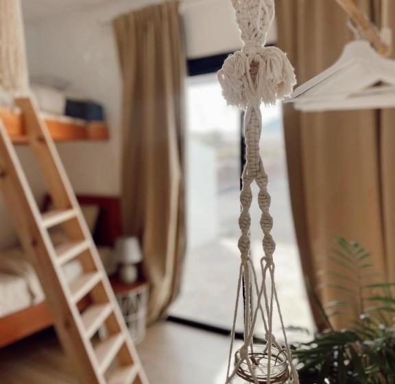 استراحتگاه Surf & Yoga Retreats Fuerteventura