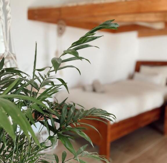 استراحتگاه Surf & Yoga Retreats Fuerteventura