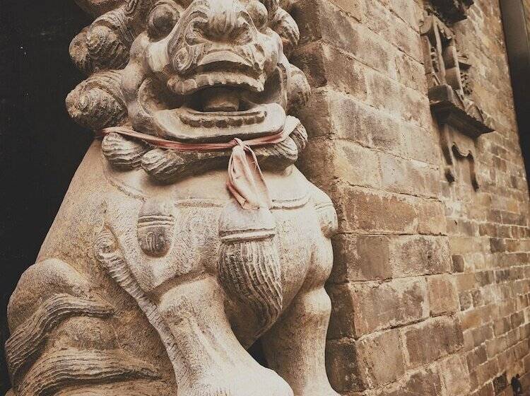 فندق صغير City Wall Old House.ji Residence