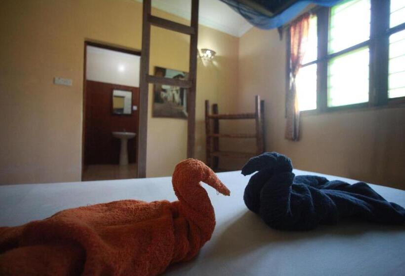 تختخواب و صبحانه Mwana House