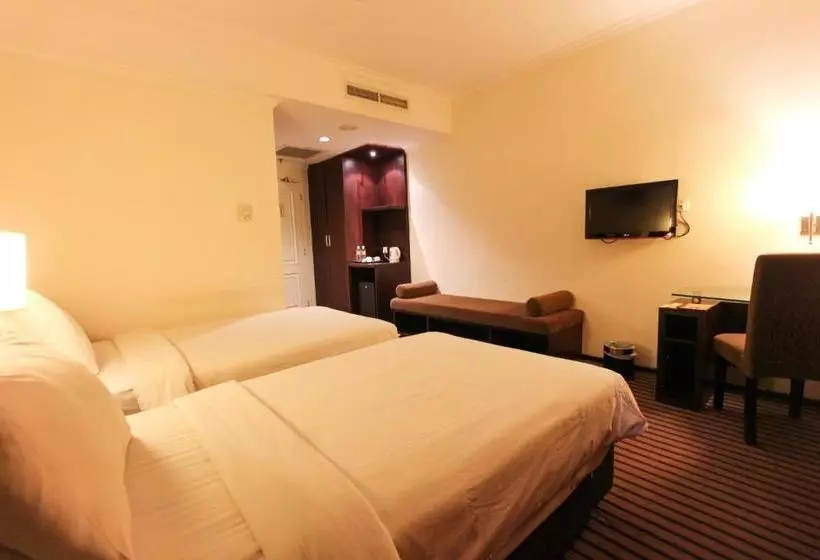Harmoni One Convention Hotel And Service Apartments