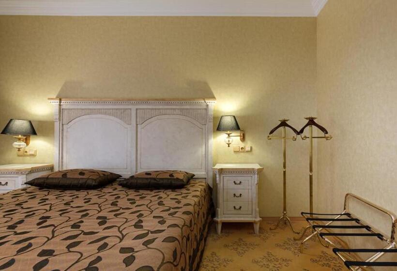 בית מלון כפרי Edelweiss