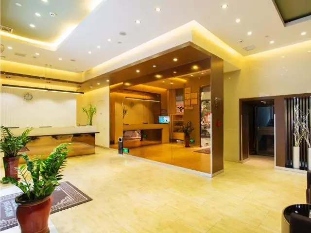 ホテル Jinjiang Inn Zhuzhou Railway Station Central Plaza