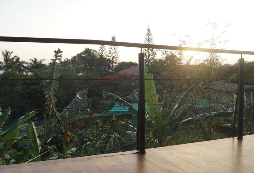 هتل Aythaya Monte Divino Lodge