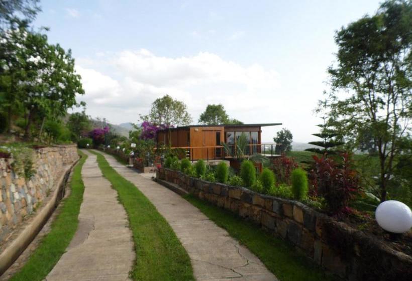 هتل Aythaya Monte Divino Lodge