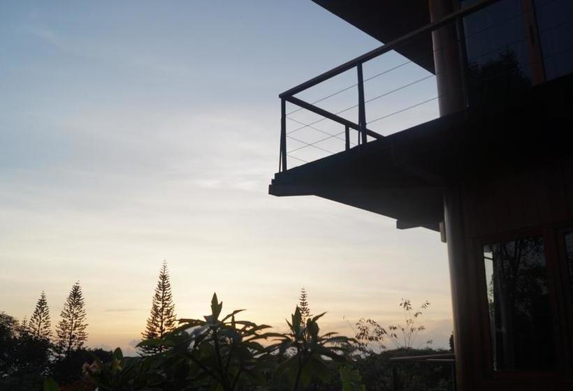 هتل Aythaya Monte Divino Lodge