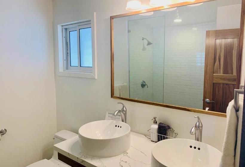 هتل The Beach House Boutique