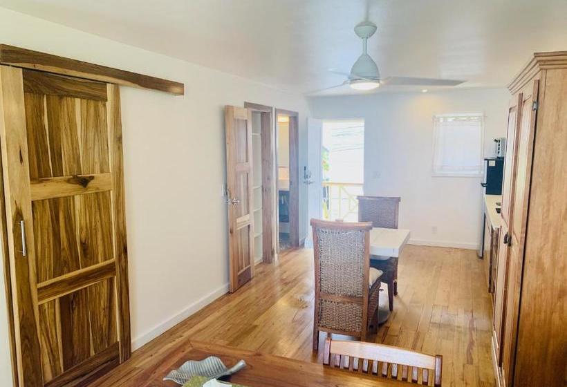 هتل The Beach House Boutique