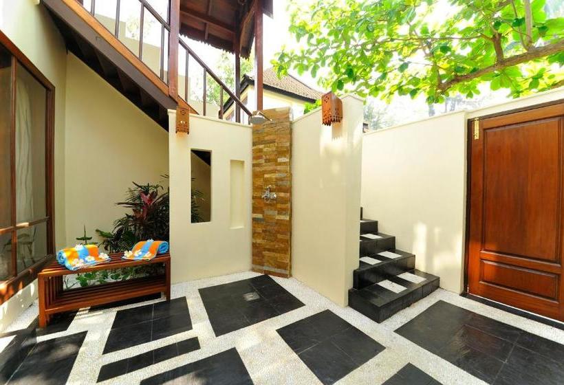 Jade Marina Resort & Spa