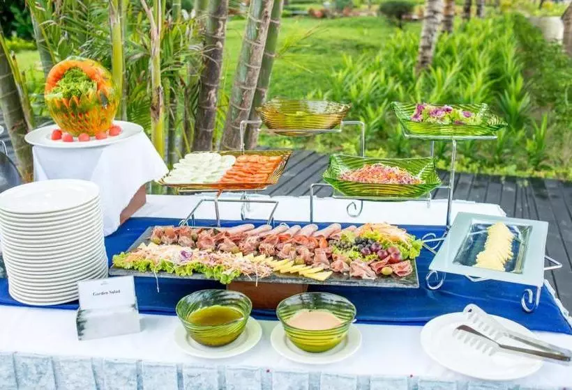 Jade Marina Resort & Spa