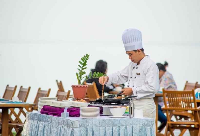 Jade Marina Resort & Spa