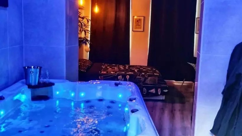 ベッドアンドブレックファースト Appartement Jacuzzi Thème égypte