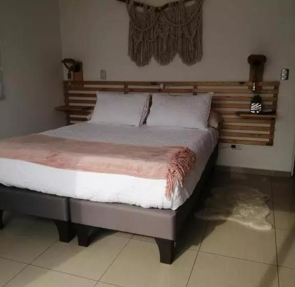 Aamiaismajoitus (B&B) Casa Agustina Concón