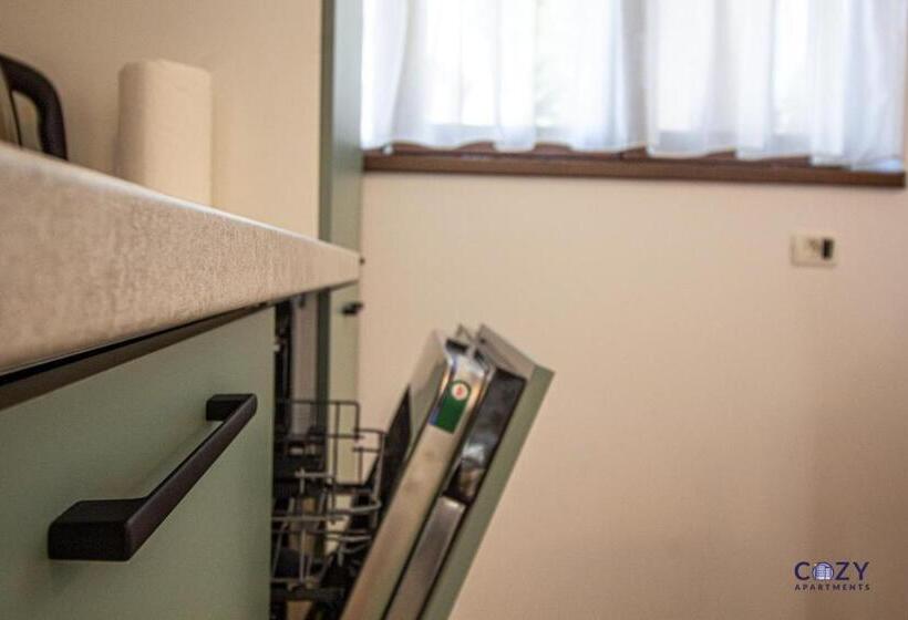 Cozy Brand New Boutique Aparthotel Brasov