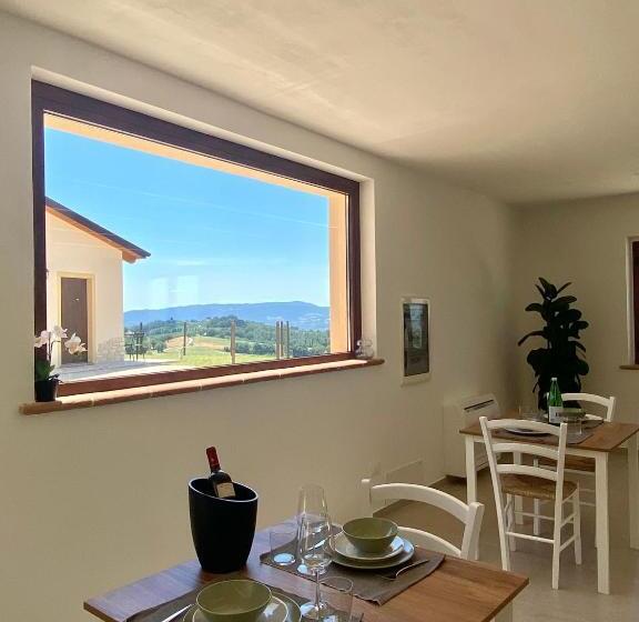 בית מלון כפרי Agriturismo La Quercia Bella