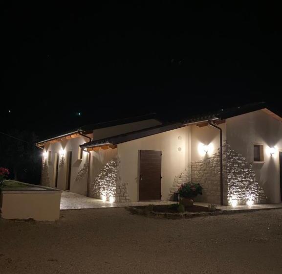 בית מלון כפרי Agriturismo La Quercia Bella
