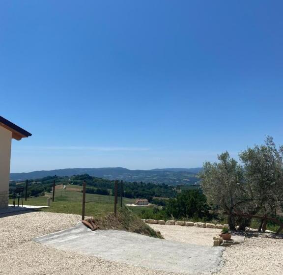 בית מלון כפרי Agriturismo La Quercia Bella
