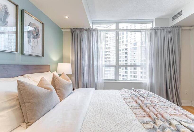 فندق Executive 1 Plus Den Condo, Parking