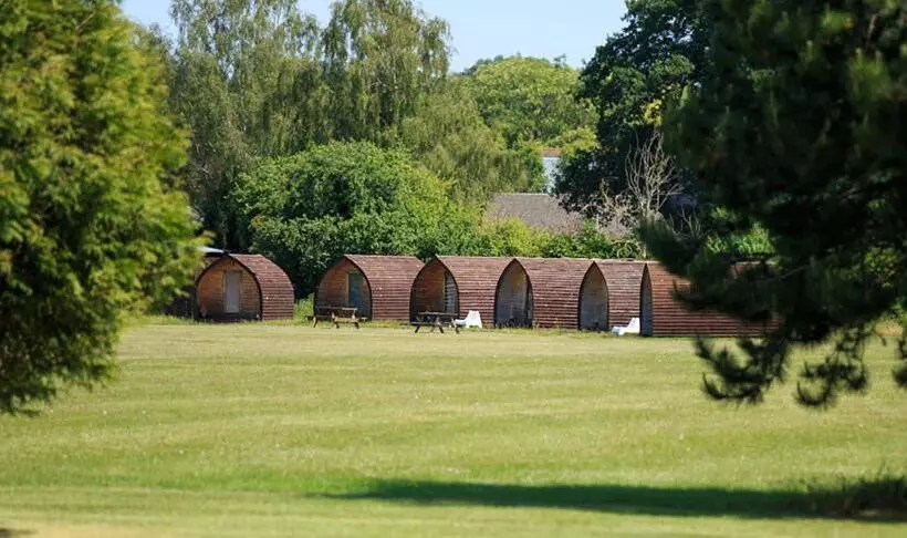 Hotelli Rodway Hill Golf & Eco Pod