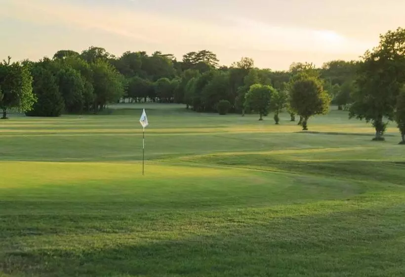 Hotelli Rodway Hill Golf & Eco Pod