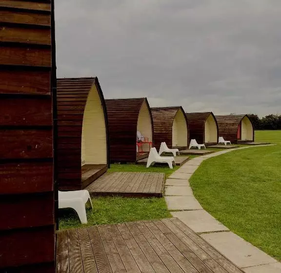 Hotelli Rodway Hill Golf & Eco Pod