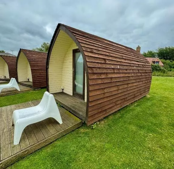 Hotelli Rodway Hill Golf & Eco Pod