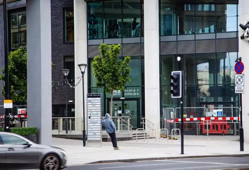 New Era Living   Students Only Studio Rooms