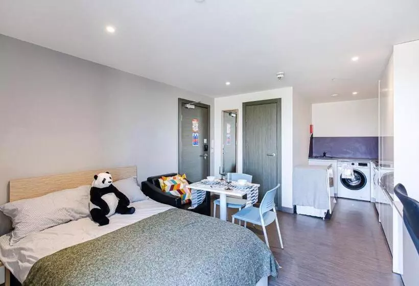 New Era Living   Students Only Studio Rooms