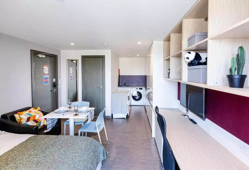 New Era Living   Students Only Studio Rooms