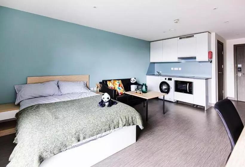 New Era Living   Students Only Studio Rooms