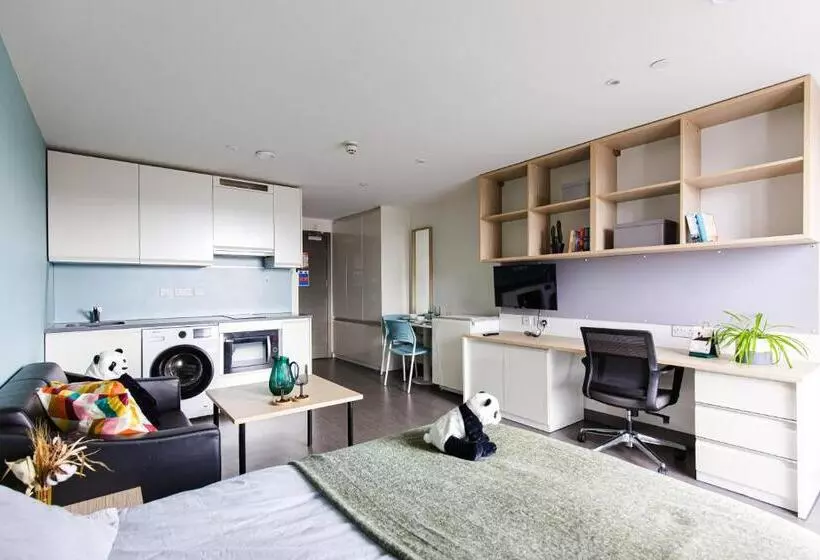 New Era Living   Students Only Studio Rooms