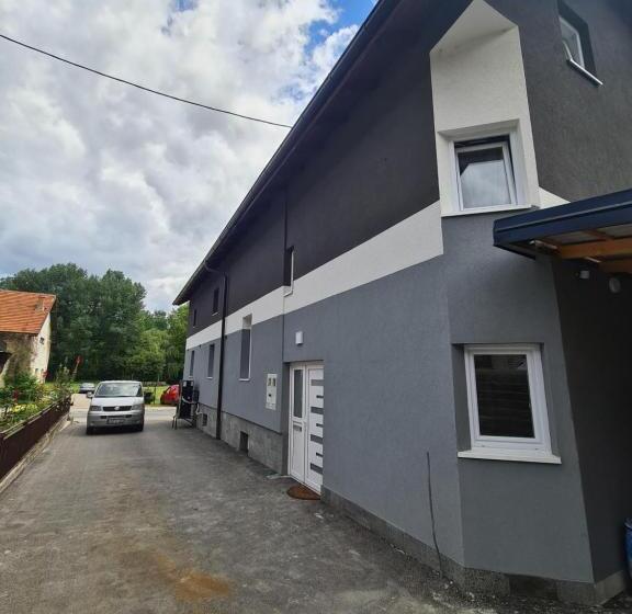 پانسیون No Name