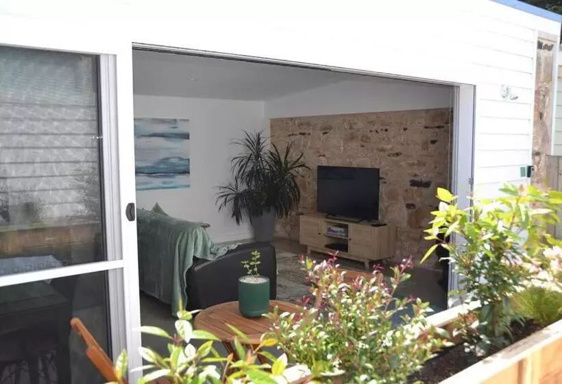 Majatalo Port Fairy Bnb   The Green Suite