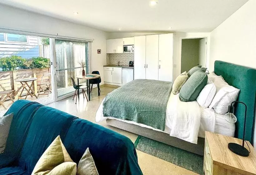 Majatalo Port Fairy Bnb   The Green Suite