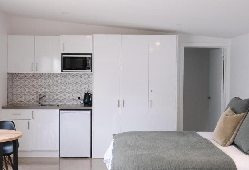 ペンション Port Fairy Bnb The Green Suite